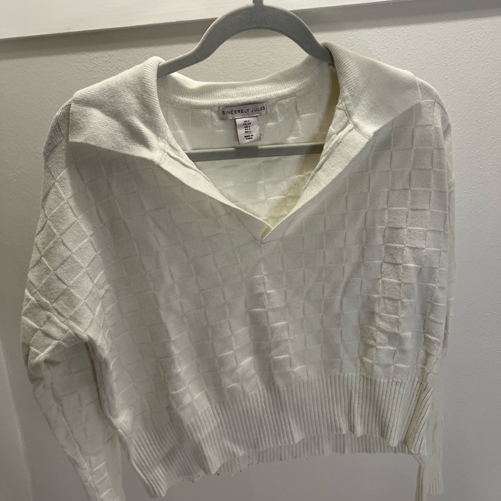 Sincerely Jules V-Neck Sweater - Picture 2 of 6